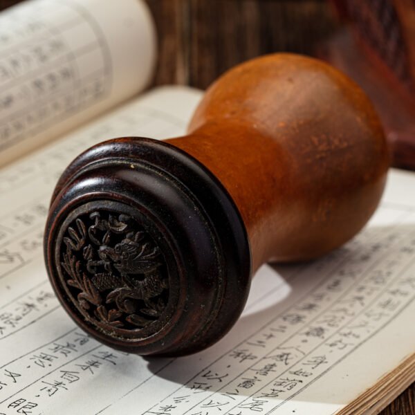 cricket bottle-amber husk