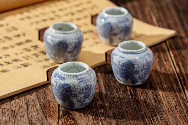 Bird Jars of late Qing dynasty